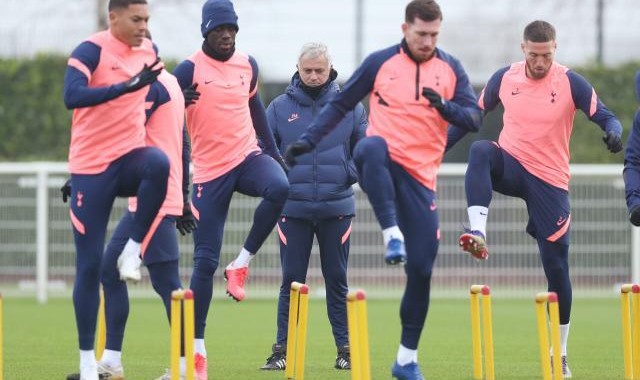 kaiyun-【揭秘】穆里尼奥是怎样又一次众叛亲离的？