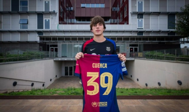 罗马诺：科莫接近签下18岁中后卫昆卡，巴萨保留超20%二转分成