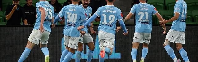 先丢一球后逆转取胜，墨尔本城队史首次战胜奥克兰FC